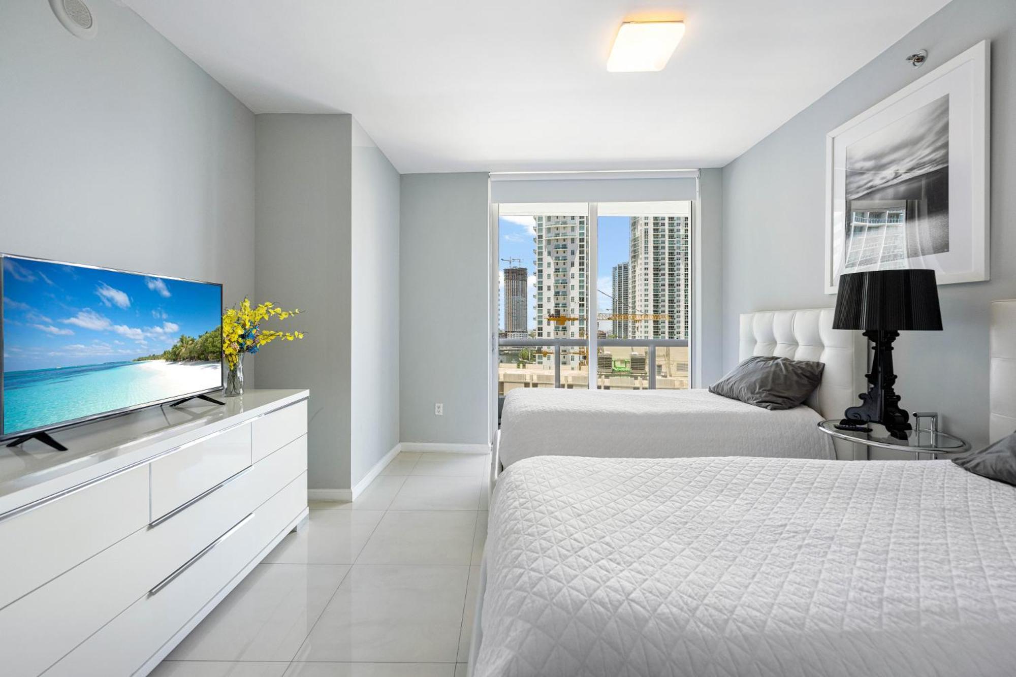 Apartahotel Icon Brickell In Downtown 2bd 2ba