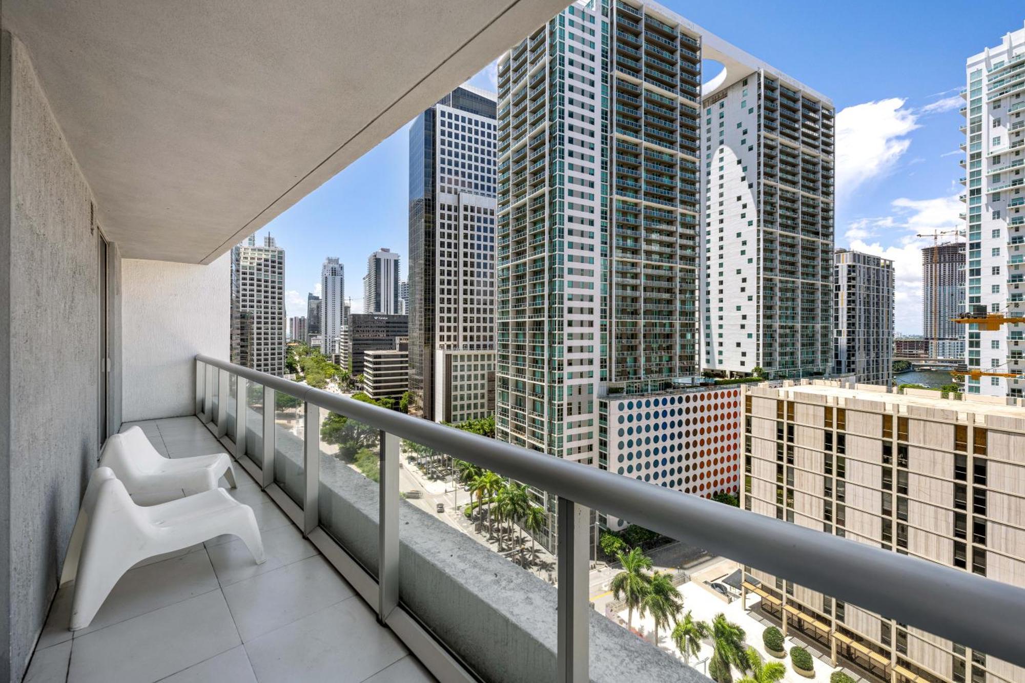 Apartahotel Icon Brickell In Downtown 2bd 2ba