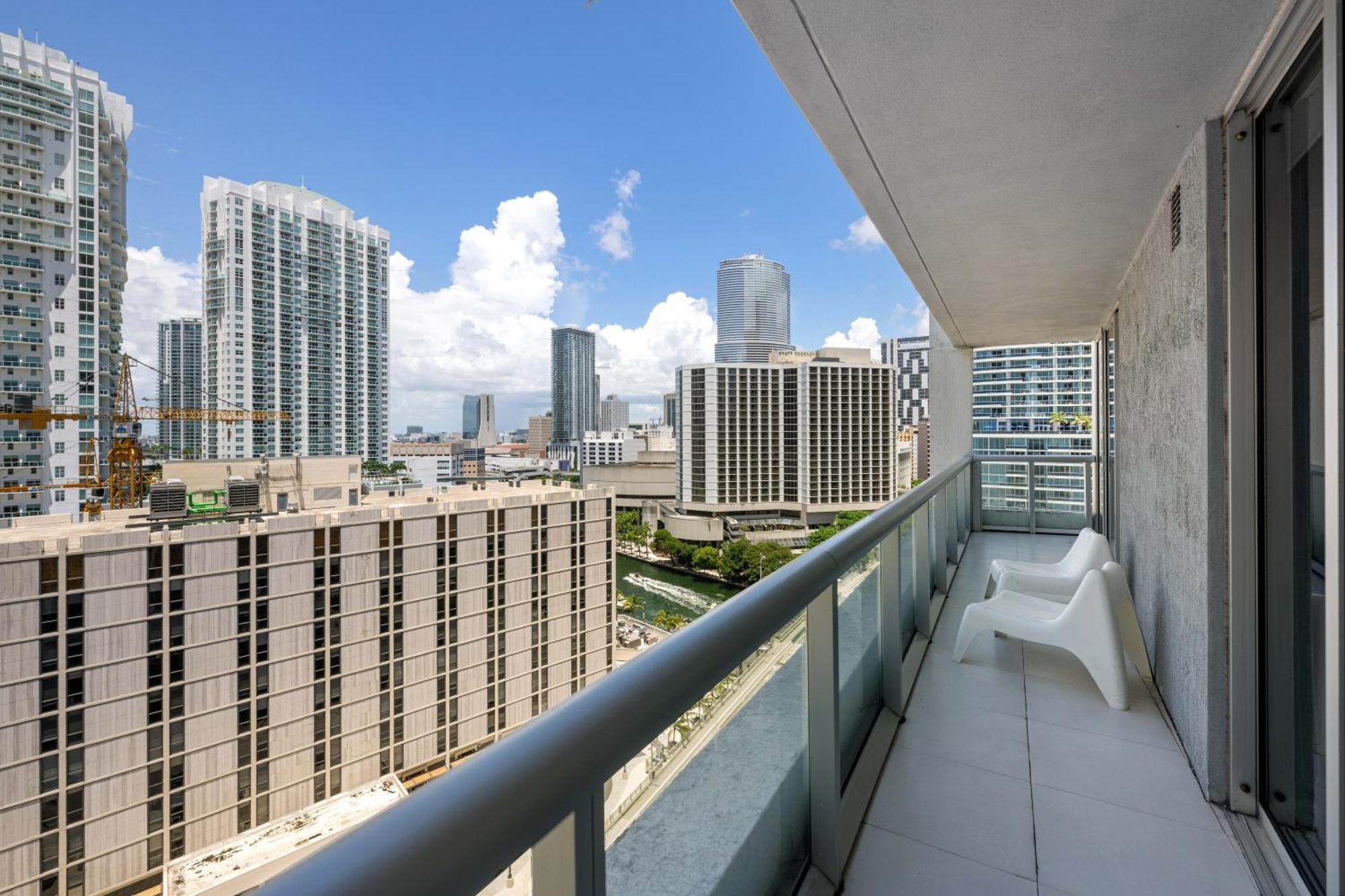 Icon Brickell In Downtown 2bd 2ba Apartahotel *